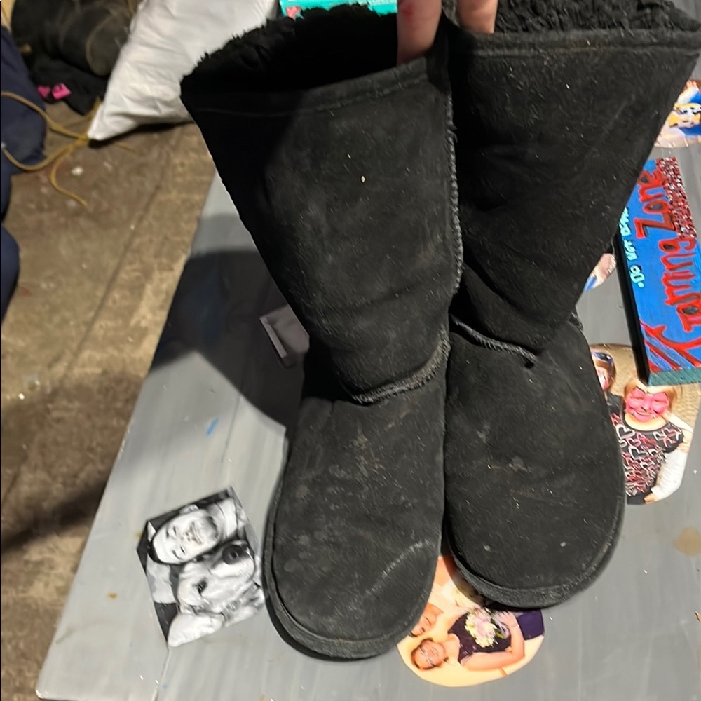 BearPaw Black Winter Boots Mid-Calf Suede